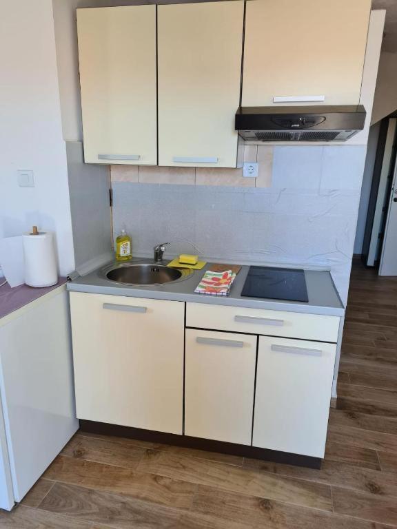 Milka Appartement Zadar Buitenkant foto